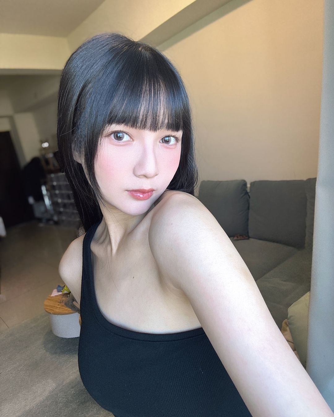 ia_700000049.jpg